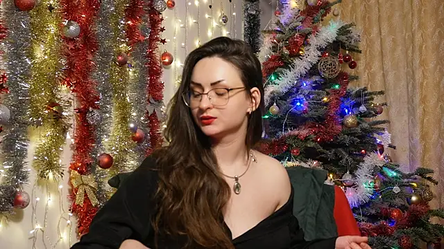 Snapshot of NaughtYHomemadE chatting on December 21, 8:16 am NaughtYHomemadE online show from December 21, 8:16 am