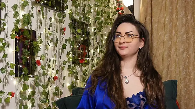 Snapshot of NaughtYHomemadE chatting on March 4, 8:27 pm NaughtYHomemadE online show from March 4, 8:27 pm