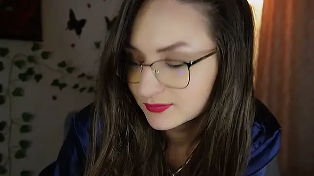 Snapshot of NaughtYHomemadE chatting on February 6, 5:09 pm NaughtYHomemadE online show from February 6, 5:09 pm