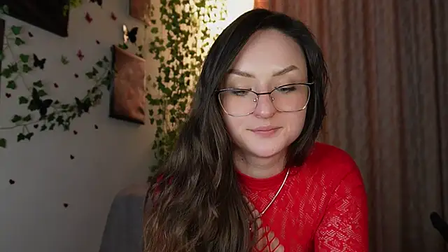 Snapshot of NaughtYHomemadE chatting on February 21, 7:21 pm NaughtYHomemadE online show from February 21, 7:21 pm