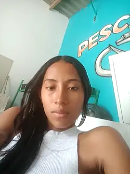 Adrianagonzalesxx online show from March 23, 4:29 pm