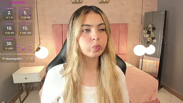 magic fernanda online show from September 18, 9:51 pm