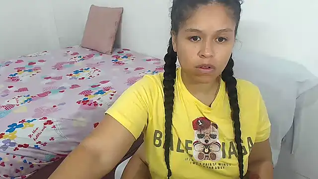 Hazel donna online show from May 12, 2:30 am