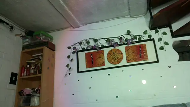 dreamgirl sweet online show from February 22, 5:43 am