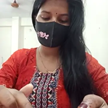 Snapshot of Anusri- chatting on October 30, 7:33 pm Anusri- online show from October 30, 7:33 pm