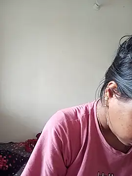Snapshot of Anusri- chatting on June 9, 6:14 am Anusri- online show from June 9, 6:14 am