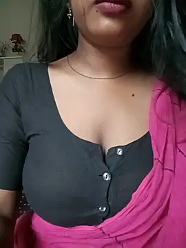 Snapshot of Anusri- chatting on July 7, 9:46 am Anusri- online show from July 7, 9:46 am