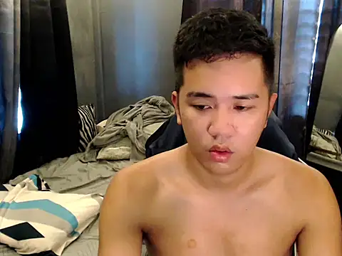 xgregor07 online show from October 12, 5:53 am