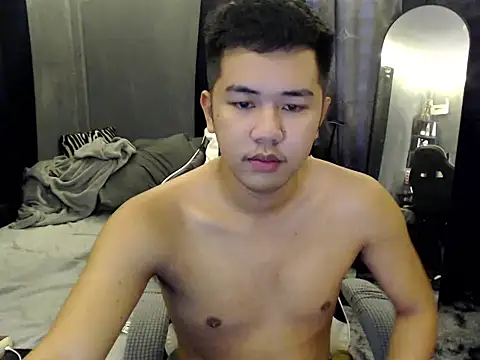 xgregor07 online show from November 2, 7:13 am