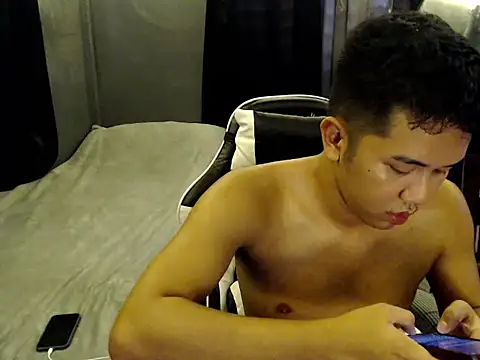 xgregor07 online show from October 13, 6:48 am