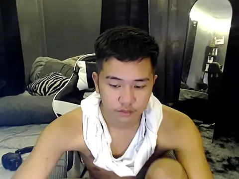 xgregor07 online show from October 28, 3:44 pm