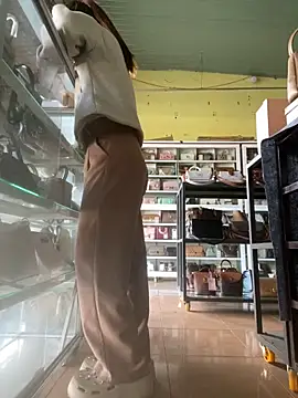 Rosa 998 online show from December 18, 1:00 am