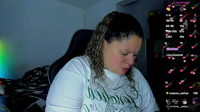 Snapshot of mariana_maze chatting on February 11, 6:08 am mariana maze online show from February 11, 6:08 am