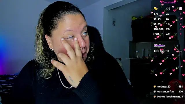 Snapshot of mariana_maze chatting on January 31, 8:43 am mariana maze online show from January 31, 8:43 am