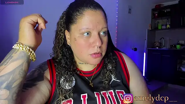 mariana maze online show from November 15, 5:44 am