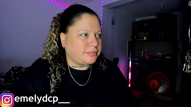 Snapshot of mariana_maze chatting on October 5, 7:21 am mariana maze online show from October 5, 7:21 am