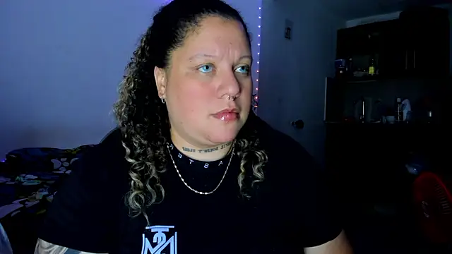Snapshot of mariana_maze chatting on September 13, 6:02 am mariana maze online show from September 13, 6:02 am