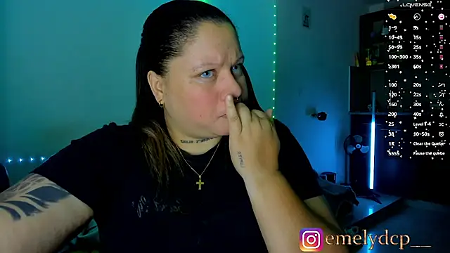 Snapshot of mariana_maze chatting on June 20, 3:55 am mariana maze online show from June 20, 3:55 am