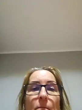 Snapshot of Steffi45 chatting on November 13, 8:35 pm Steffi45 online show from November 13, 8:35 pm