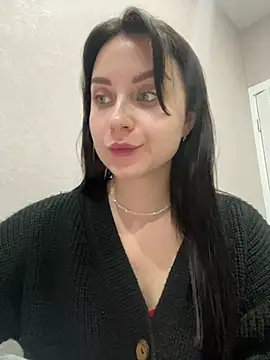 Snapshot of ellie_ssexy chatting on March 1, 10:21 pm ellie ssexy online show from March 1, 10:21 pm