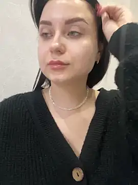 Snapshot of ellie_ssexy chatting on February 28, 4:54 am ellie ssexy online show from February 28, 4:54 am