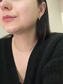 Snapshot of ellie_ssexy chatting on March 12, 4:41 am ellie ssexy online show from March 12, 4:41 am