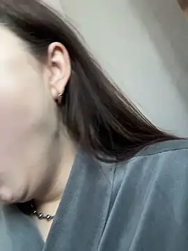 ellie ssexy online show from November 18, 5:22 am