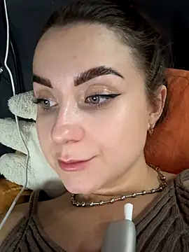 Snapshot of ellie_ssexy chatting on September 13, 8:09 pm ellie ssexy online show from September 13, 8:09 pm