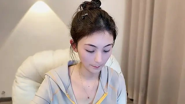 SHUIshui  online show from March 13, 3:17 pm