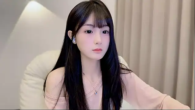 Snapshot of SHUIshui_ chatting on September 19, 6:39 am SHUIshui online show from September 19, 6:39 am
