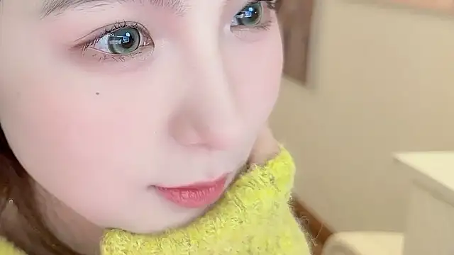 Snapshot of SHUIshui_ chatting on December 27, 2:01 pm SHUIshui online show from December 27, 2:01 pm