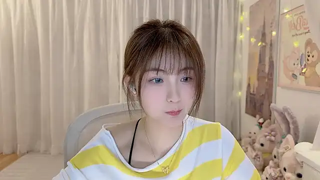 Snapshot of SHUIshui_ chatting on December 31, 4:14 pm SHUIshui online show from December 31, 4:14 pm