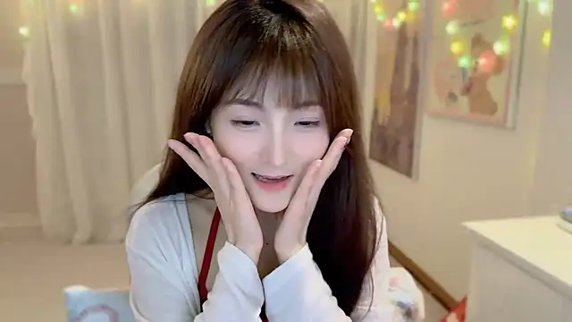 Snapshot of SHUIshui_ chatting on February 14, 2:12 pm SHUIshui online show from February 14, 2:12 pm