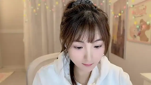 Snapshot of SHUIshui_ chatting on February 6, 3:09 pm SHUIshui online show from February 6, 3:09 pm