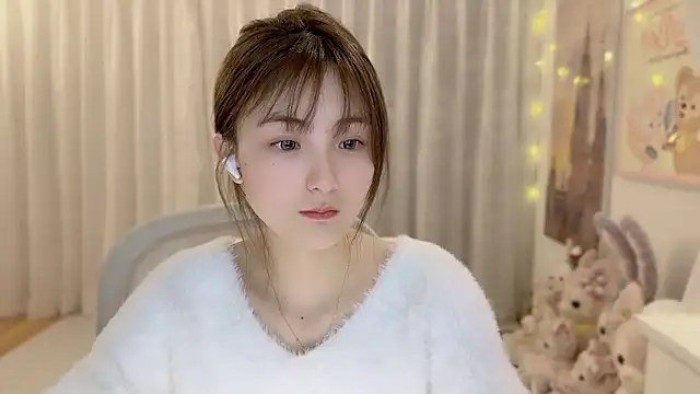 Snapshot of SHUIshui_ chatting on January 4, 2:14 pm SHUIshui online show from January 4, 2:14 pm