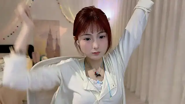 Snapshot of SHUIshui_ chatting on March 6, 1:35 pm SHUIshui online show from March 6, 1:35 pm
