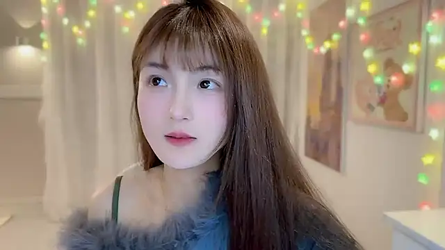 Snapshot of SHUIshui_ chatting on February 5, 1:00 pm SHUIshui online show from February 5, 1:00 pm