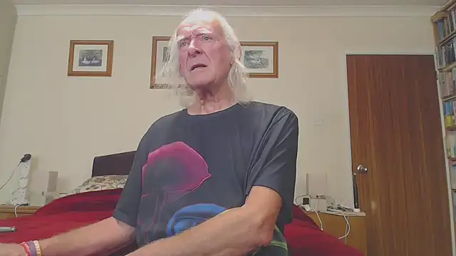 WaverlyKernow online show from November 20, 1:56 pm