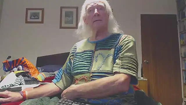 WaverlyKernow online show from February 10, 1:10 pm