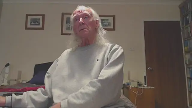 WaverlyKernow online show from March 28, 4:41 pm