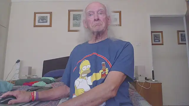 WaverlyKernow online show from April 21, 1:07 pm