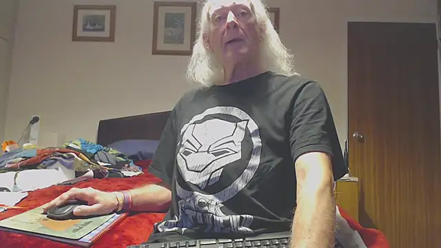 WaverlyKernow online show from February 18, 9:06 am