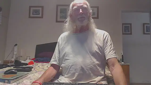 WaverlyKernow online show from May 24, 6:46 am