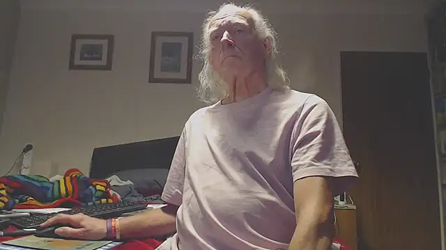 WaverlyKernow online show from January 10, 8:53 am