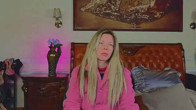 Real Tini online show from February 21, 6:26 am