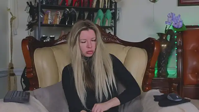 Real Tini online show from April 6, 6:25 am