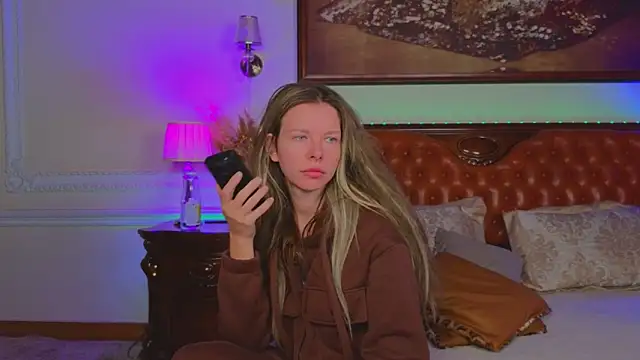 Real Tini online show from December 1, 6:14 am