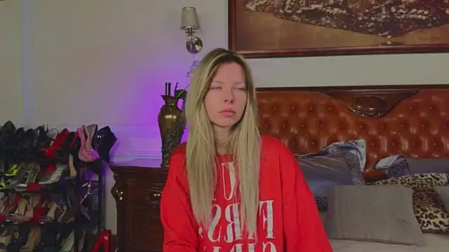 Real Tini online show from February 28, 7:08 am