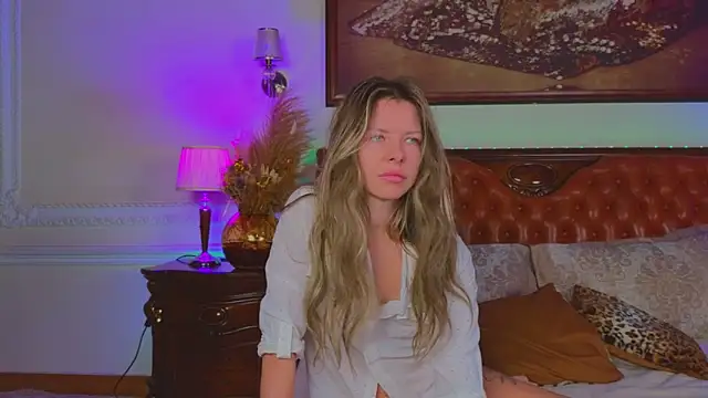 Real Tini online show from November 20, 6:14 am