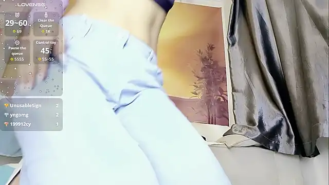 Snapshot of Ti_amo_UU chatting on October 20, 4:47 am Ti amo UU online show from October 20, 4:47 am